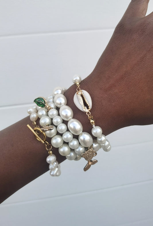 Glamor style bracelet set