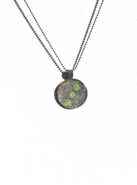 Kiwi Glitter Medallion Chain Pendant