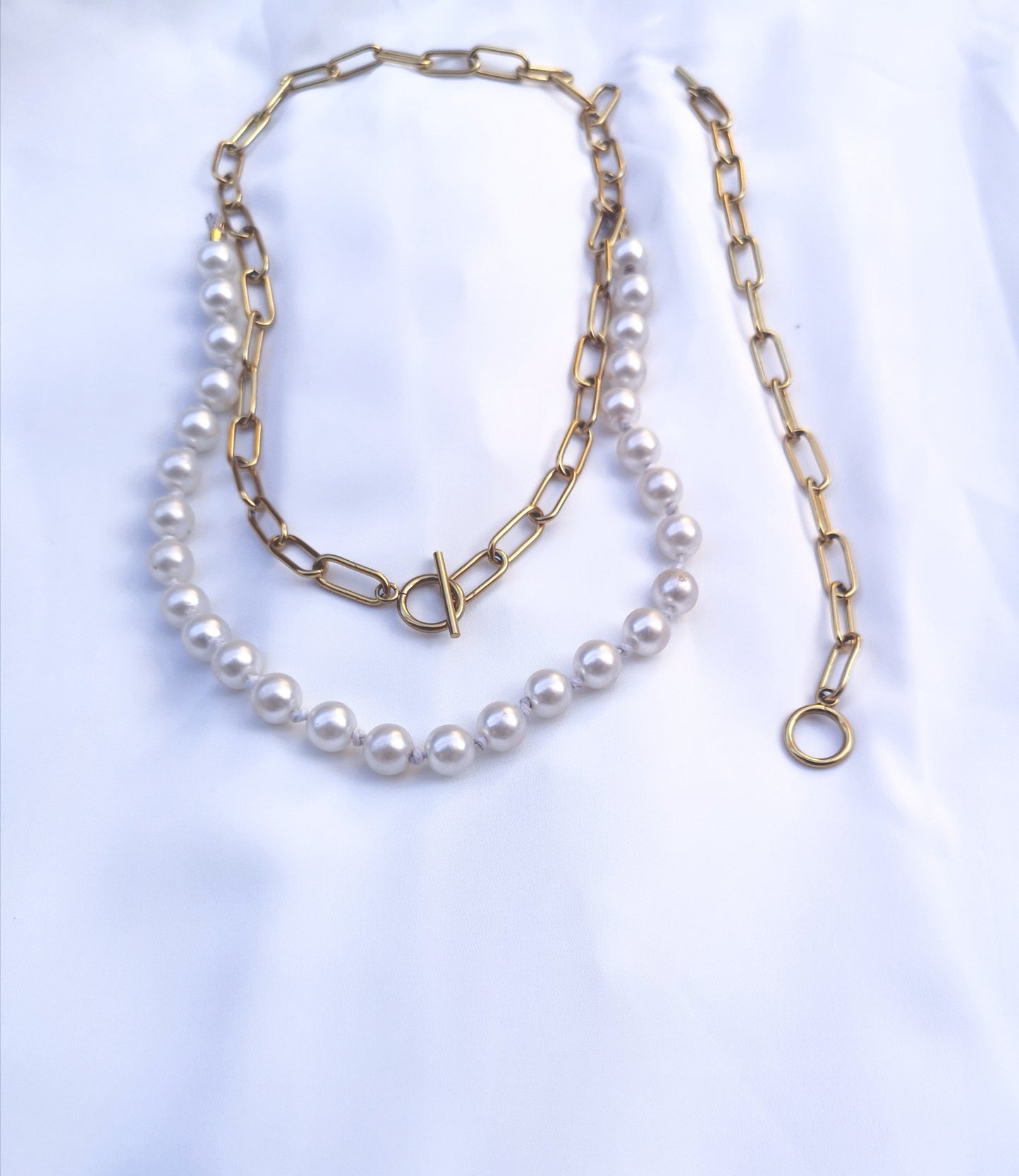 stainless steel chain and bracelet sets with its adjustable pearl necklace